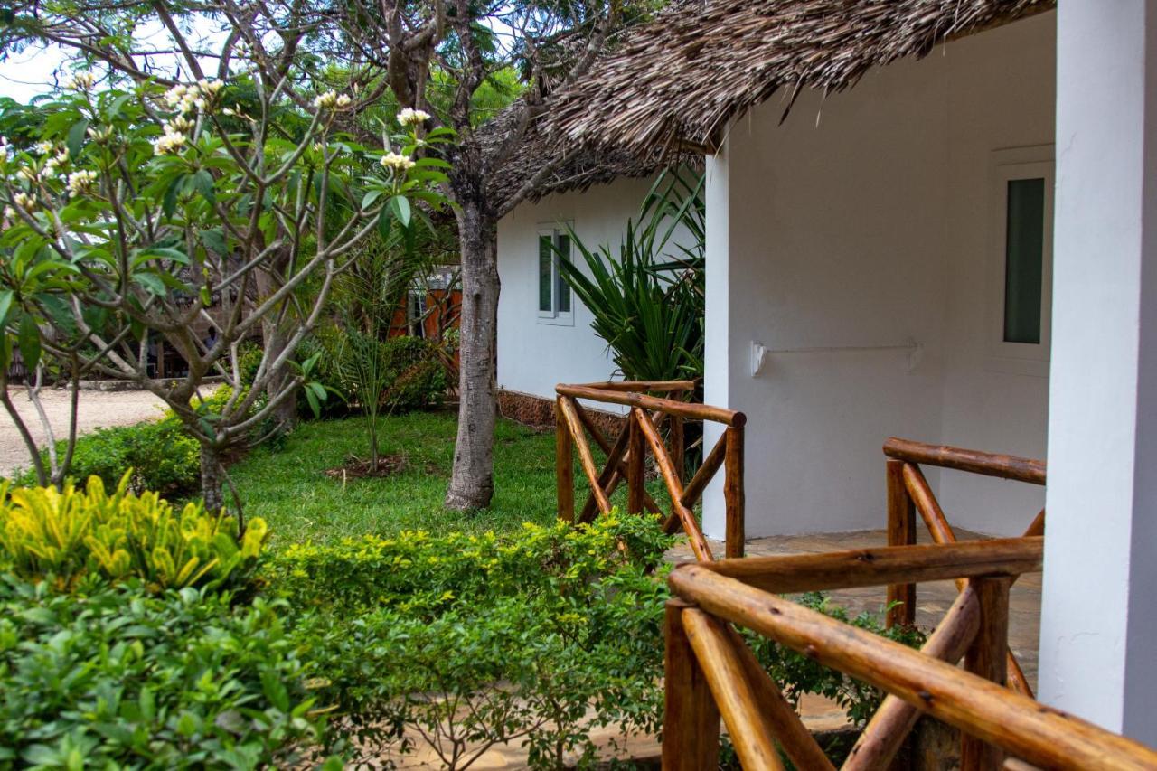 Kibanda Lodge And Beach Club 눙귀 외부 사진